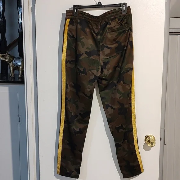 Rebel Minds Men Camouflage Gold Stripe Track Pants - Picture 2 of 8